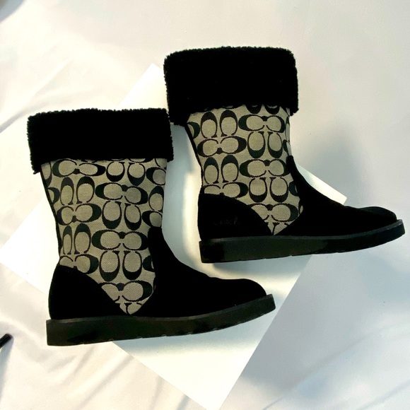 Coach Pull on Canvas Boots - Picture 9 of 9